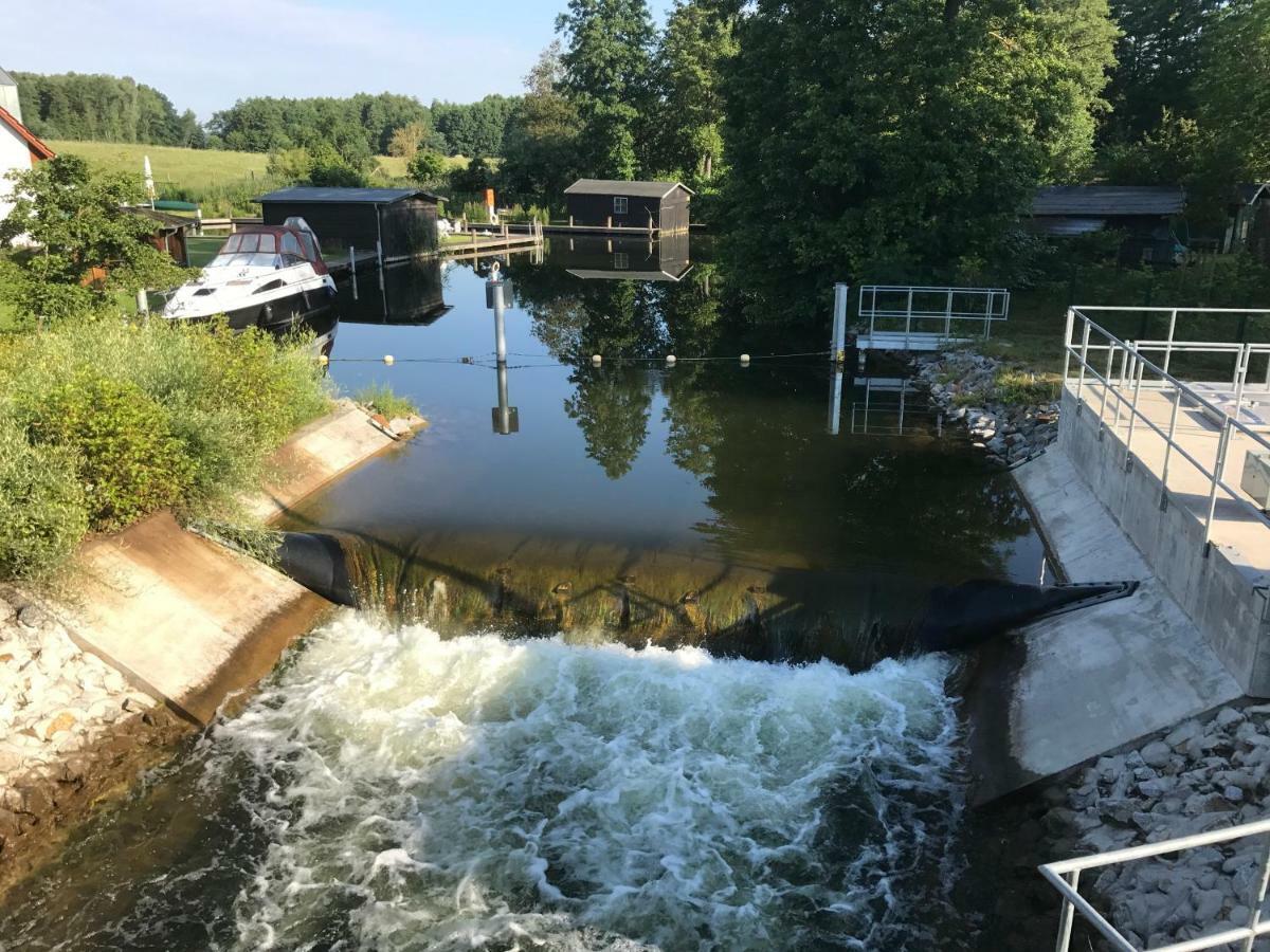 Ferienhaus Im Fischersteig Wustrow  Екстер'єр фото